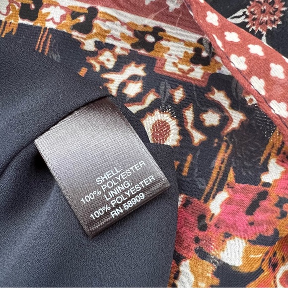 Navy dress -size Large - Picture 5 of 9